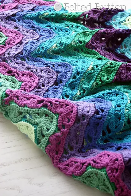 [Free Pattern] Gorgeous Colorful Crochet Blanket! Great Stash Busters Too!