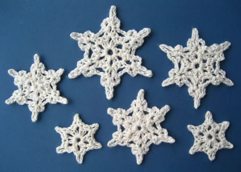 These crocheted Snowflakes are super-easy to make, and super-addictive