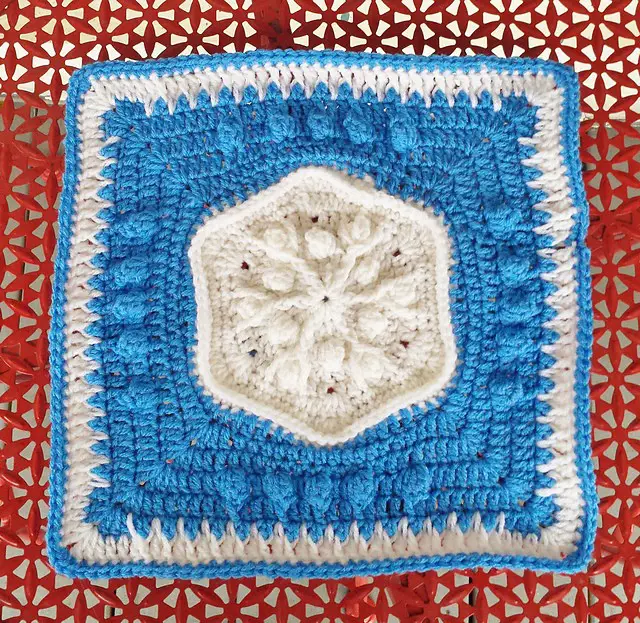 [Free Pattern] Fabulous Popcorn And Winter Nights Square To Celebrate The Spirit Of The Season