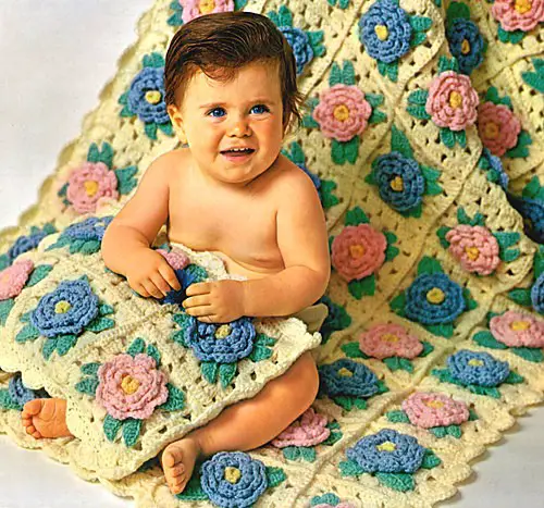[Free Pattern] These Bed Of Rose Baby Afghan And Matching Pillow Are Amazing