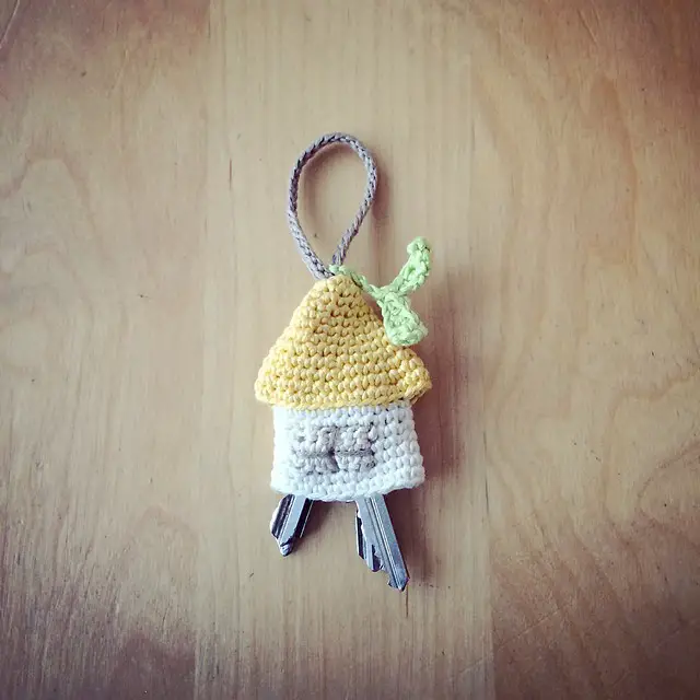 [Free Pattern] The Cutest Home For Your Keys