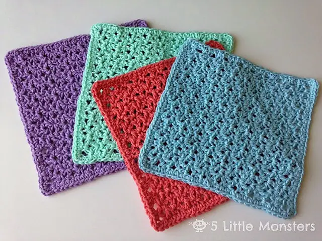 [Free Pattern] This Blossom Stitch Washcloth Is A Perfect Mother's Day Gift