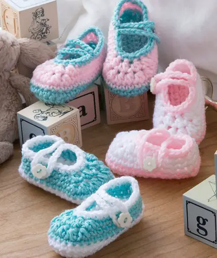 [Free Pattern] Super Easy & Quick Crochet Baby Booties That'll Make Any Baby Sooo Happy