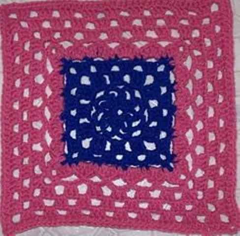 [Free Pattern] This Fabulous Block Works Up Easily And Has A Great Shape
