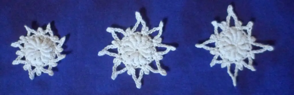 [Free Pattern] Learn A New Crochet Stitch: Bullion Stitch (Beautiful Roll Stitch Snowflake Pattern Included Too!)