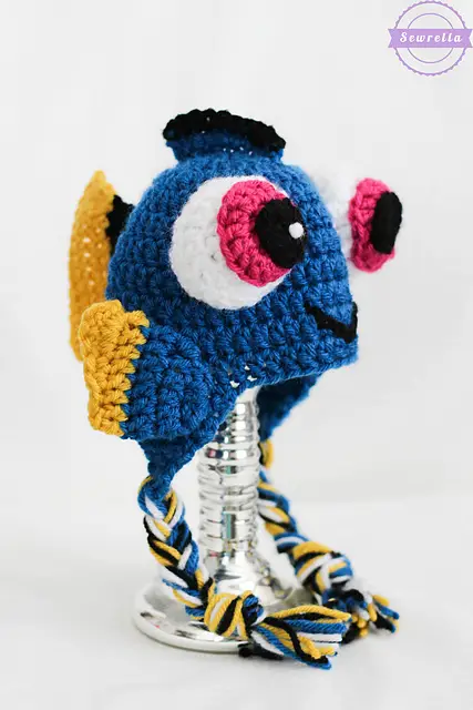[Free Pattern] Baby Dory Crochet Hat For All The Munchkins Out There Who Want To Look Just Like Their Favorite Fish!