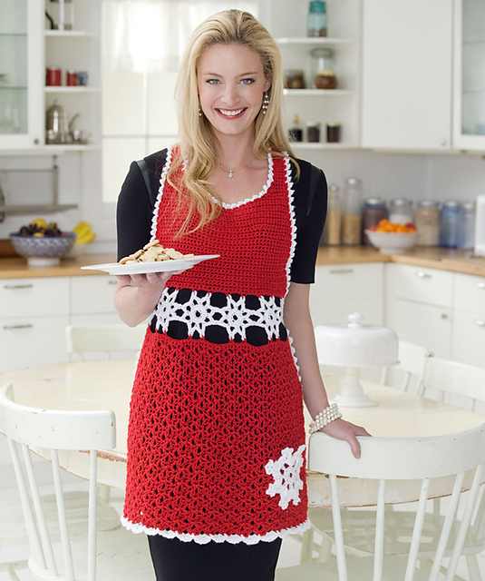 [Free Pattern] Perfect Christmas Hostess Apron For Holiday Cooking