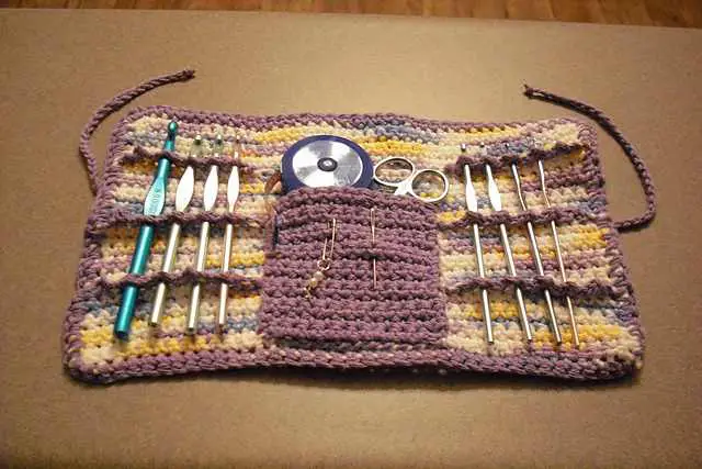 Clean Up Your Yarn Stash With This Easy Crochet Hook Case Pattern