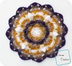 [Free Pattern] This Beautiful Crochet Mandala Looks Great On A Wall Or On Table