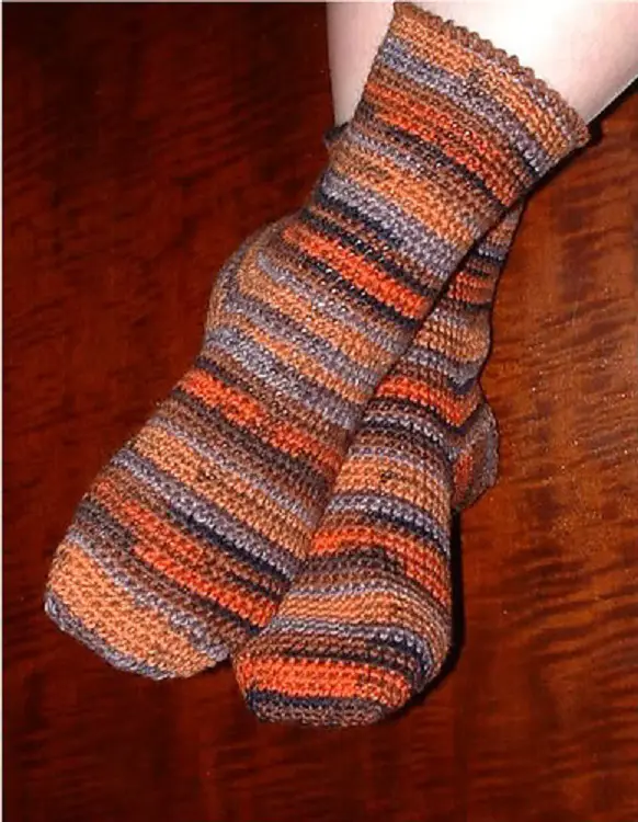 [Free Pattern] Basic Crocheted Socks