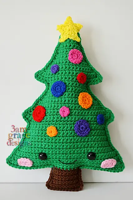 [Free Pattern] Precious Little Christmas Tree Kawaii Cuddler