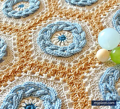 [Free Pattern] The Most Beautiful Crochet Cable Hexagon Ever!