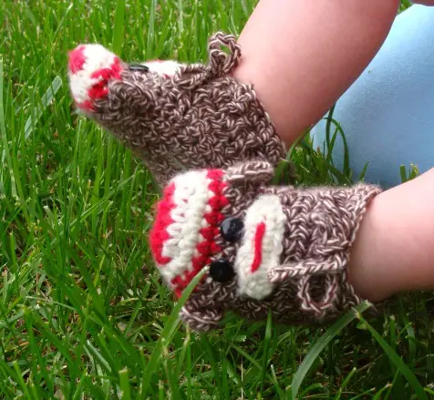 10 Quick and Easy Crochet Baby Booties [Free Crochet Patterns]