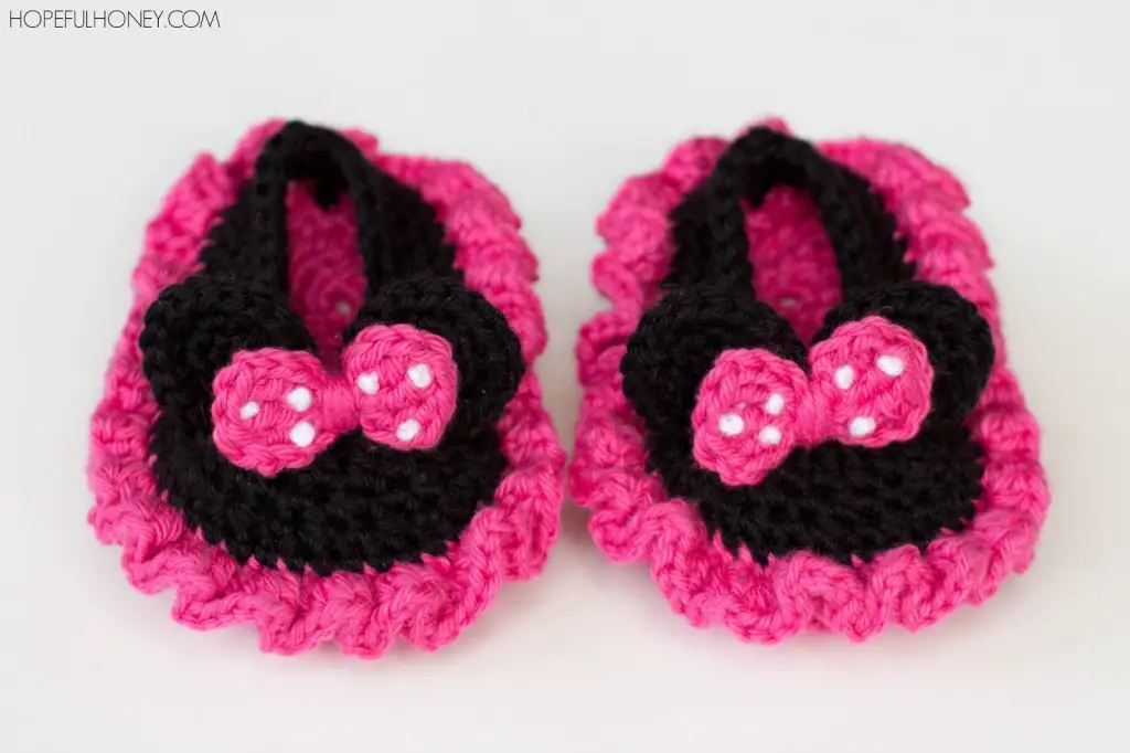 Minnie Mouse Inspired Baby Booties Crochet Pattern 6