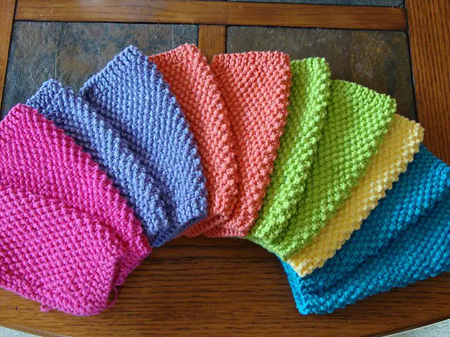 [Free Pattern] Lovely, Colorful Dishcloths!