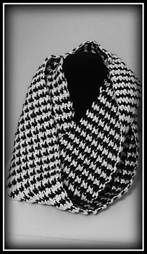 hounds-tooth-scarf