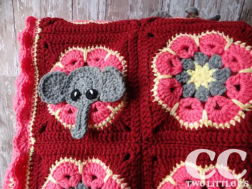 [Free Pattern]Super-Cute And Super-Easy Elephant Square And African Flower Blanket