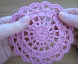 Easy Mini Crochet Doily Tutorial