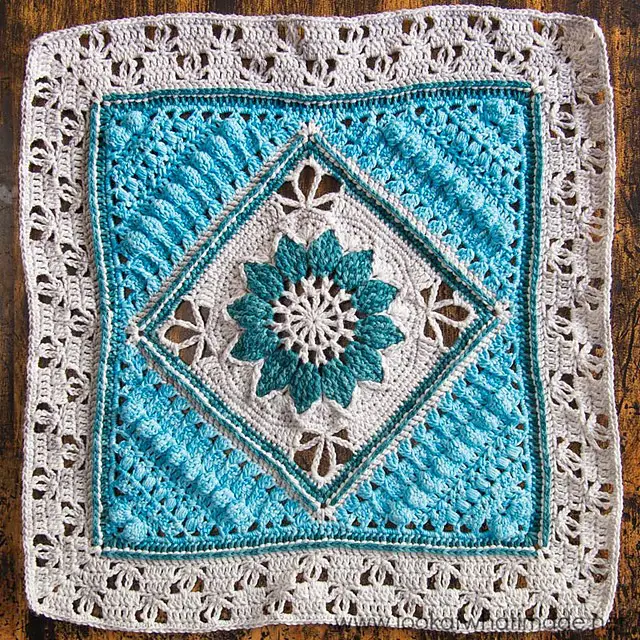 [Free Pattern] Beautiful And Delicate 17″ Square With A Vintage Feel Attached