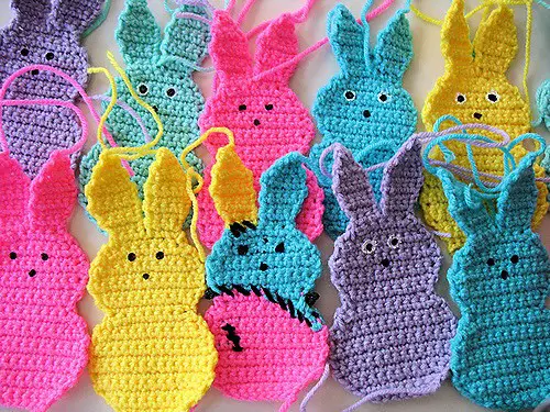 [Free Pattern] Cute & Colourful Crochet Marshmallow Bunnies