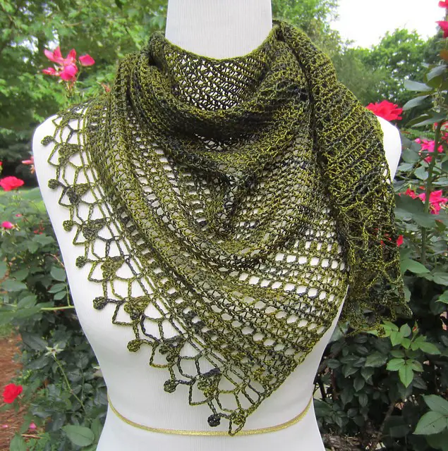 [Free Pattern] Gorgeous Light, Asymmetrical Wrap Which Can Also Be Worn As A Scarf