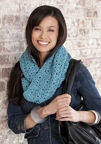[Free Pattern] Simple, Fabulous And Quick, Bellflower Infinity Scarf Is Absolutely Brilliant!