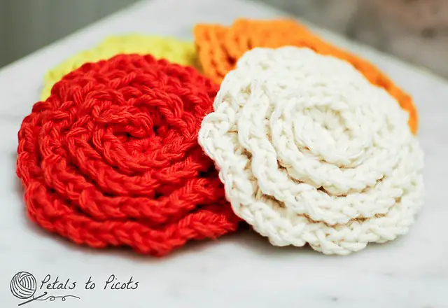 [Free Pattern] These Flower Face Cleansing Pads Are Just Perfect For The Face