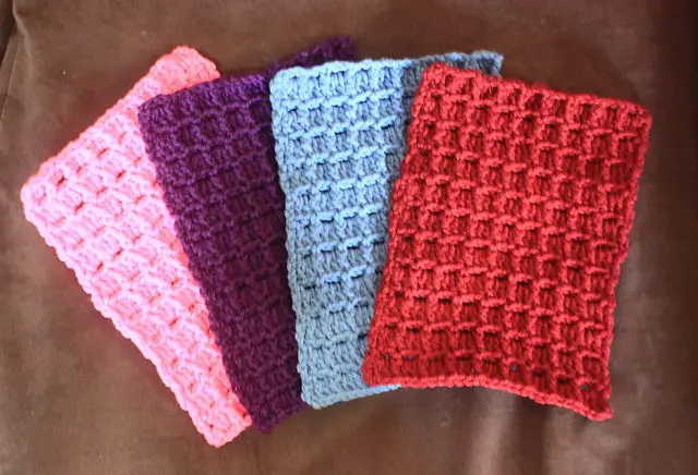 [Free Pattern] Fast And Easy Textured Square