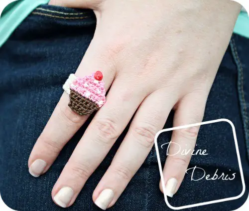 [Free Pattern] Sweet Crochet Cupcake Ring Every Dessert Lover Should Own