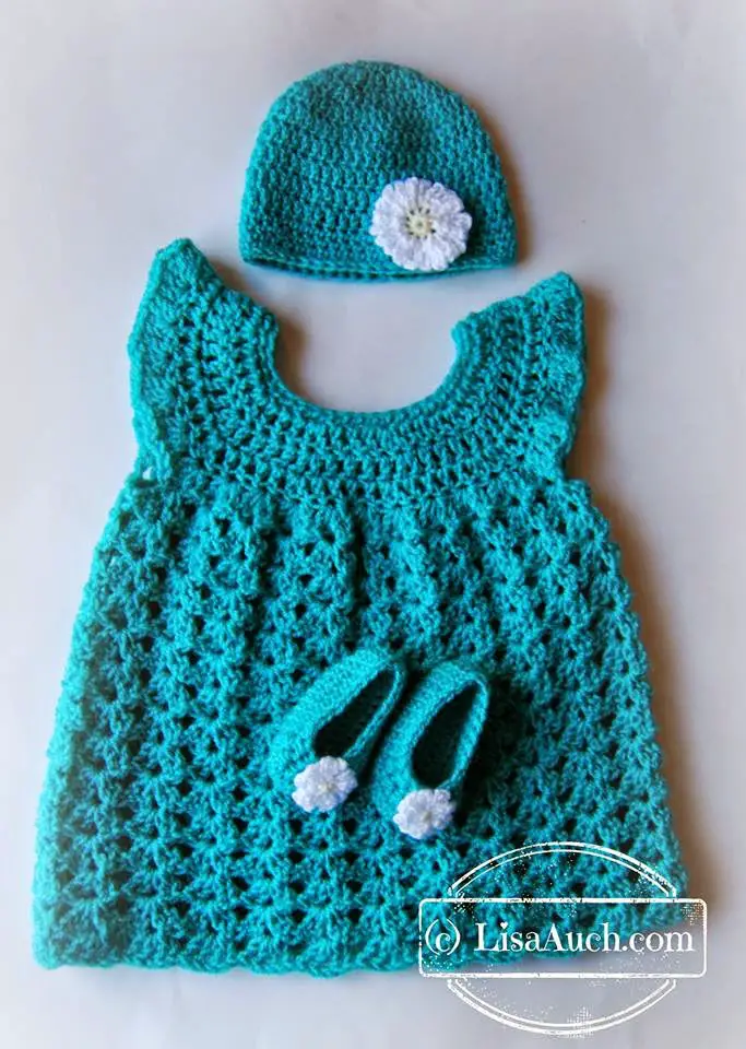 [Free Patterns] Delightful Little Baby Set: Hat, Booties And Dress