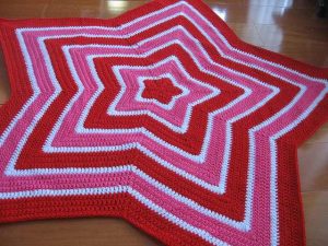 [Free Pattern] This Star Blanket May Be Even Easier Than You Realize ...