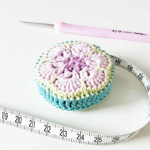 [Free Pattern] Every Crafter Needs This Cute African Flower Tape Measure