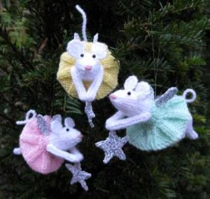 [Free Pattern] This Adorable Little Mouse Angel Ornament Makes A Cute Gift That No One Could Resist