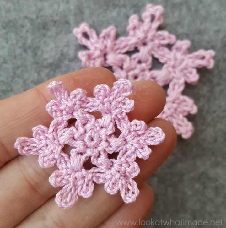   Floral Crochet Snowflake  10+ Cute And Easy 10 Minute Crochet Projects [Free Patterns]