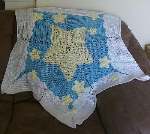 Very Simple Star Baby Blanket That's Perfect For A Newborn