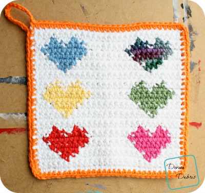 You'll Be Making Heart Hot Pads For All With This Easy Tapestry Crochet Free Pattern