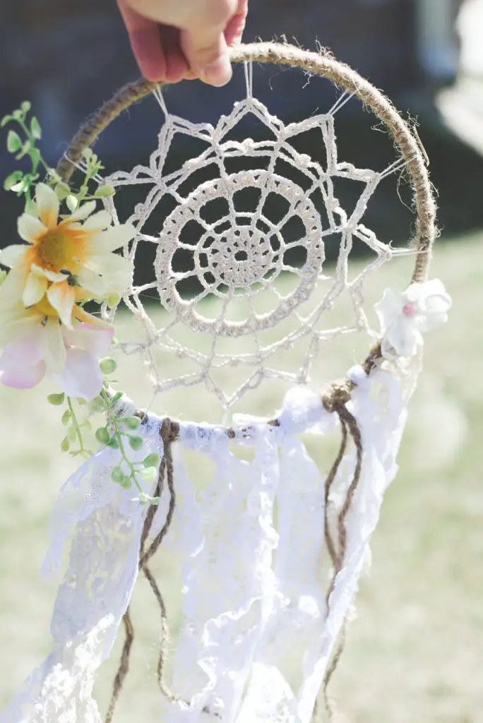 [Free Pattern] Amazing Crochet Dreamy Dreamcatcher That Literally Everyone Will Want