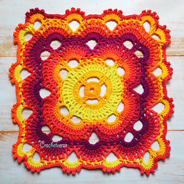 [Free Pattern] Virus Sort of Crochet Blanket Is Spectacular!