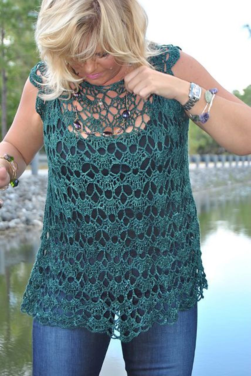 [Free Pattern] Fabulous And Easy To Crochet Seamless Raglan Top - Daily ...