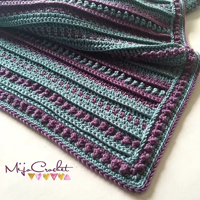[Free Pattern] Take A Break From The Stress Of Everyday Life With This Easy Blanket