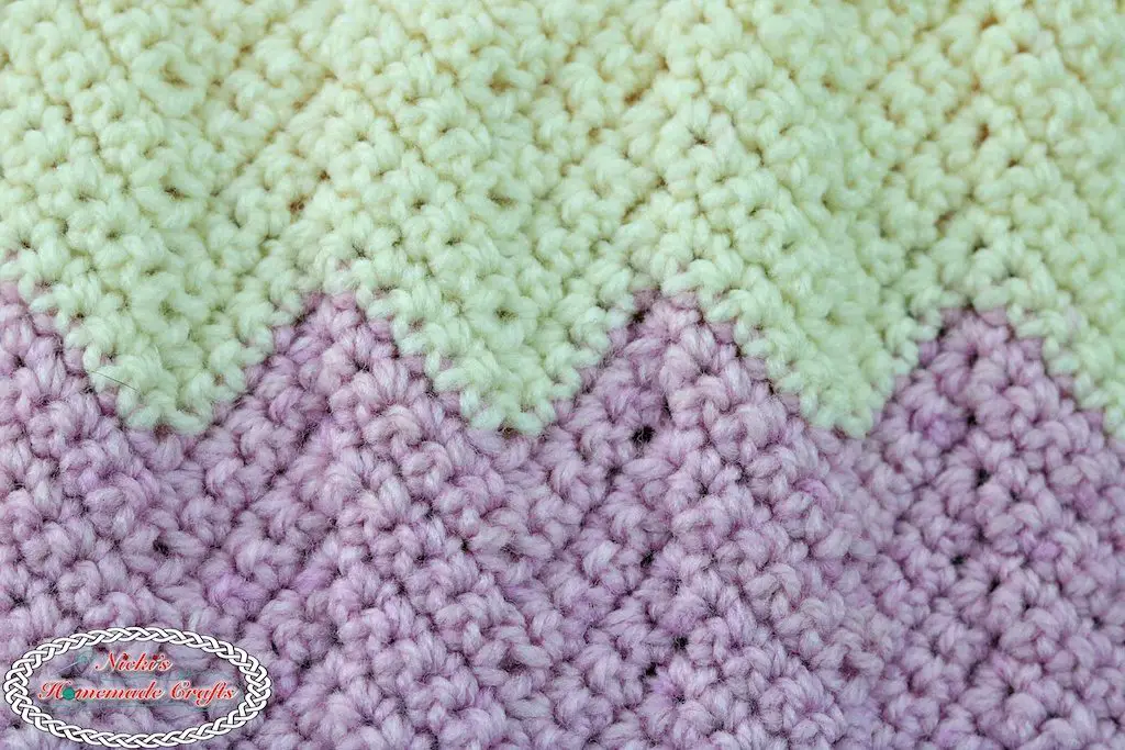 Learn A New Crochet Stitch: Chevron Ripple Stitch in Single Crochet