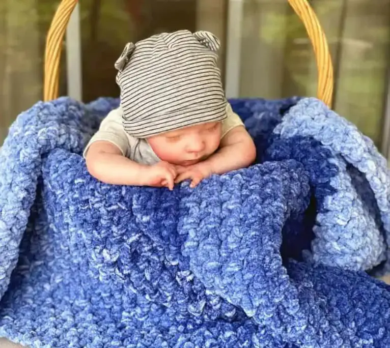 Moss stitch baby blanket pattern