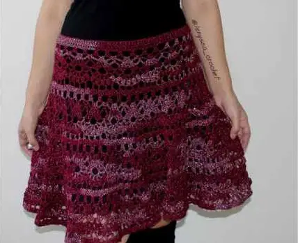 Super Easy Crochet Skirt [Video Tutorial]
