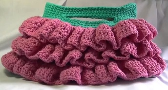 Bella Ruffle Crochet Bag - Free Pattern And Video Tutorial
