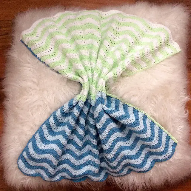 Cuddly Crochet Preemie Blanket With Gentle, Rolling Ripples