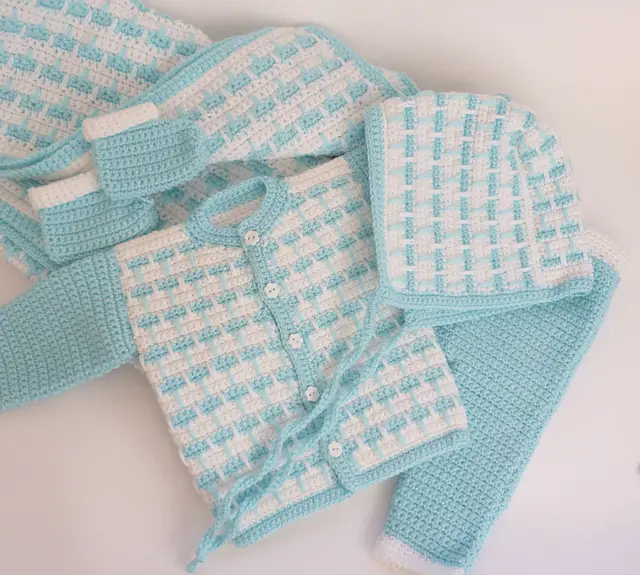 5pc Newborn Baby Set Free Crochet Pattern