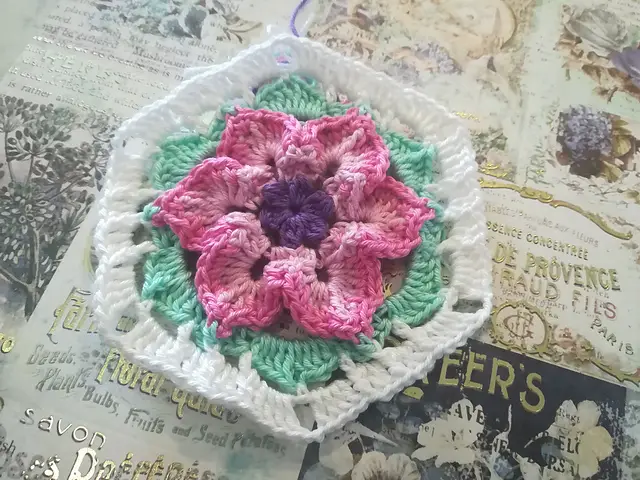 Crochet Hexagon Flower Pattern- Very Easy And Fast To Make
