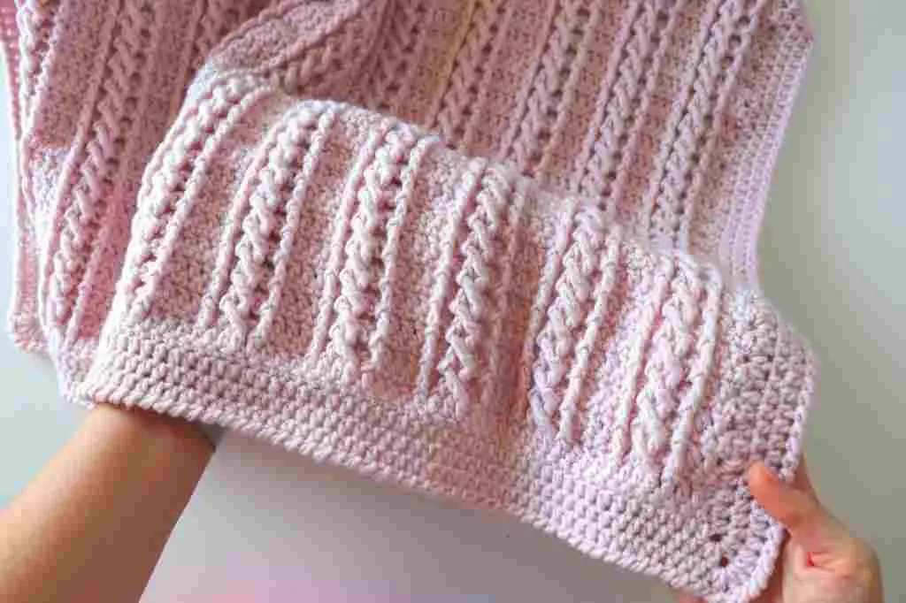 Easy Cable Blanket Crochet Pattern For Beginners