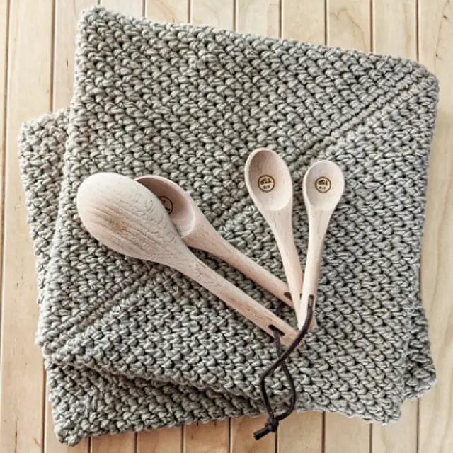 Easy Crocheted Potholders Double Thickness Pattern