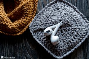 Mini Crochet Ear Phone Pouch- 8 Easy Crochet Triangle Patterns